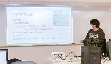 少人数制なので技術力もアップ!3年次にはゼミナールで実践力を養成